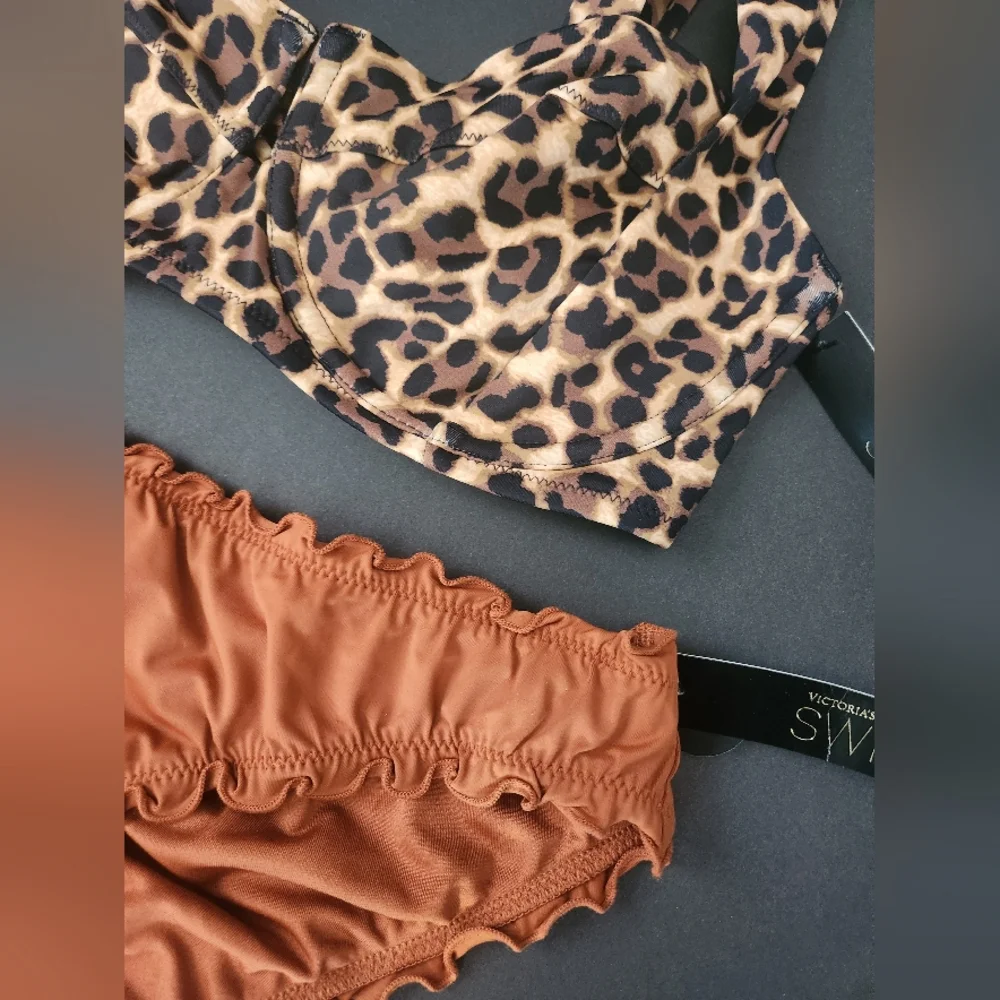 32D/S VS Swim Full Coverage Bikini Top Ruffle Cheeky Bikini Set Leopard